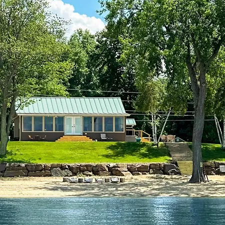 Thayer Beach Lakehouse